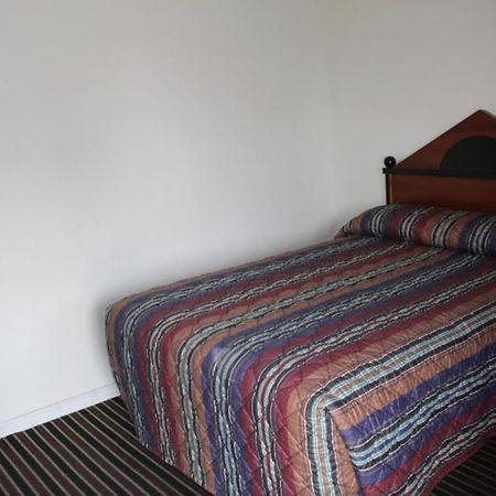Economy Inn Огаста Экстерьер фото